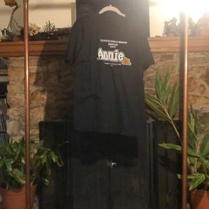 Annie jr shirt size XL